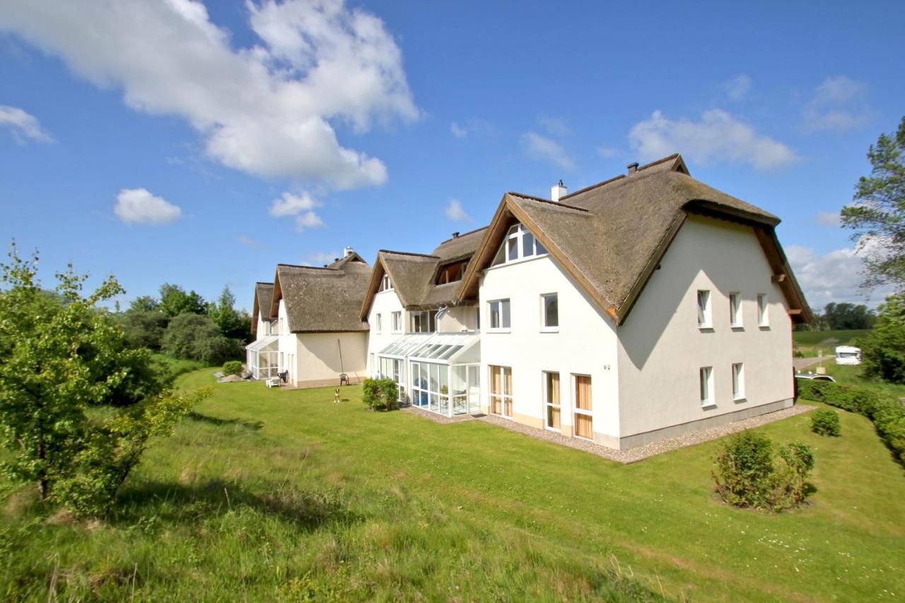 Strandnah Mit Terrasse, Gratis Nutzung Vom Ahoi Erlebnisbad Und Sauna In Sellin - Strandhaus Moenchgut Fewo06 洛布 外观 照片