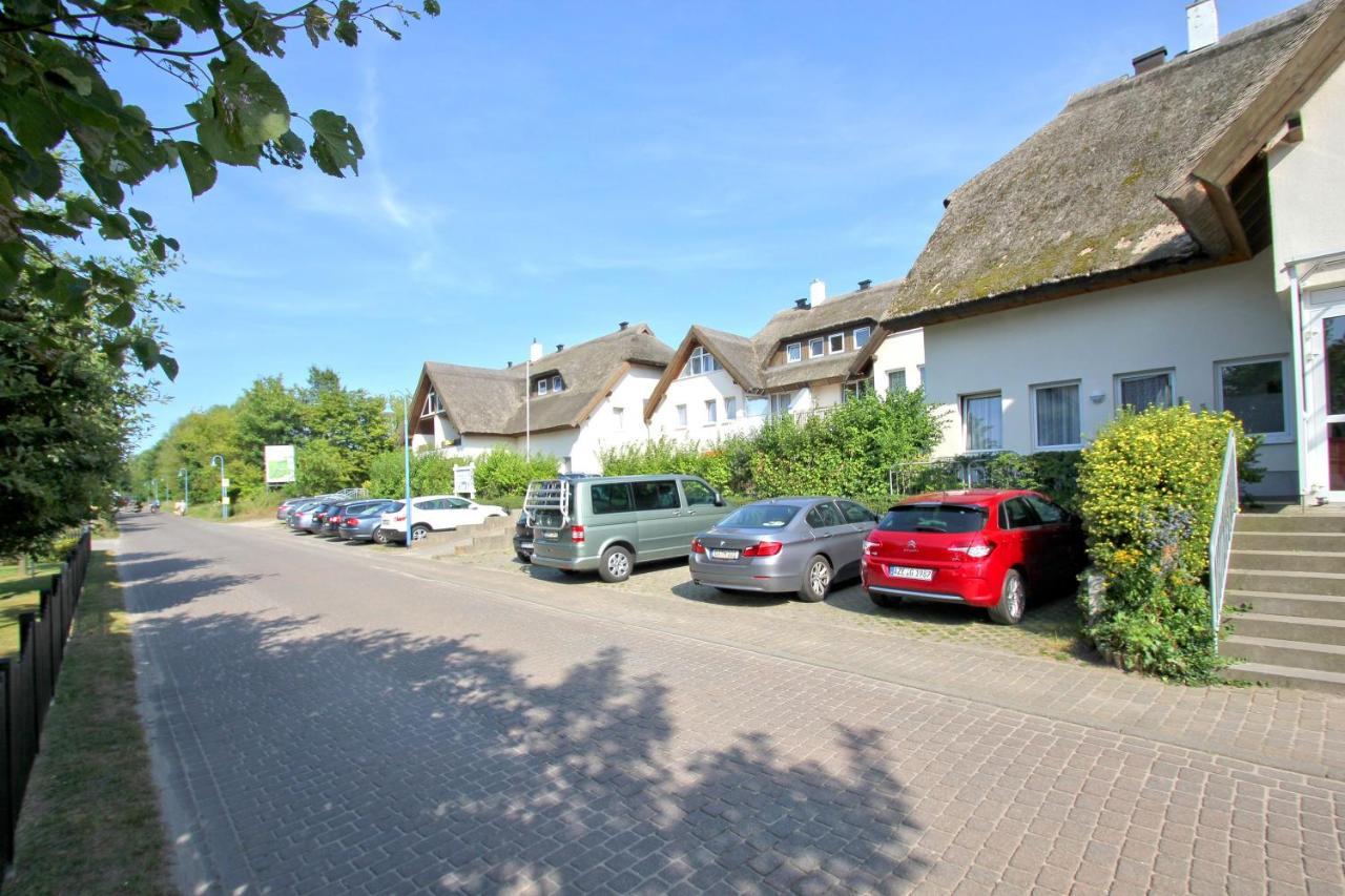 Strandnah Mit Terrasse, Gratis Nutzung Vom Ahoi Erlebnisbad Und Sauna In Sellin - Strandhaus Moenchgut Fewo06 洛布 外观 照片