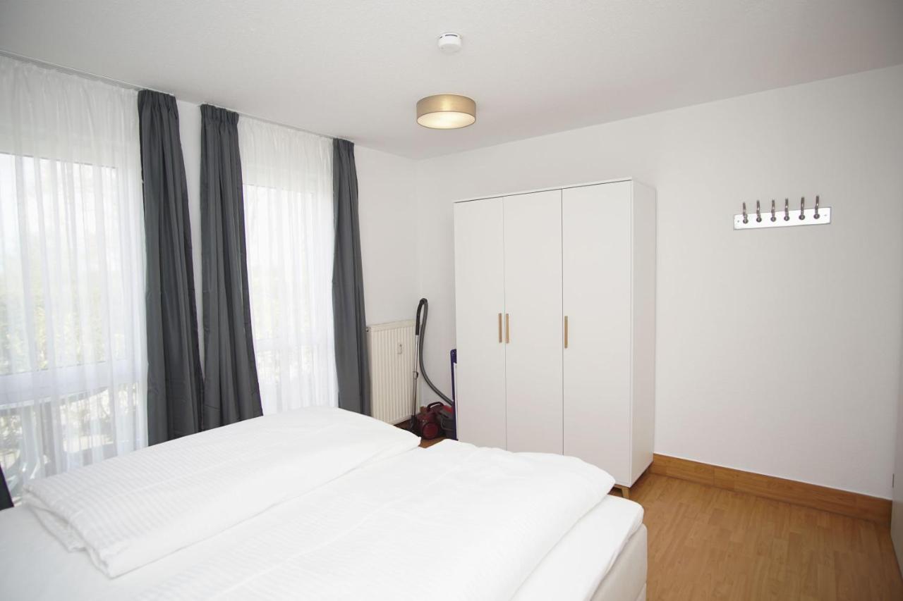 Strandnah Mit Terrasse, Gratis Nutzung Vom Ahoi Erlebnisbad Und Sauna In Sellin - Strandhaus Moenchgut Fewo06 洛布 外观 照片